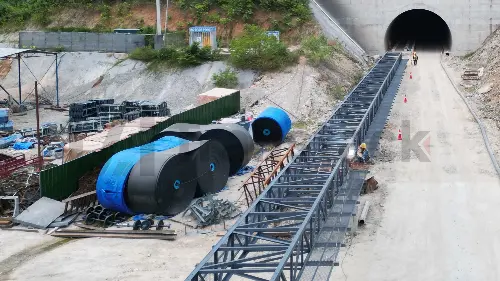 海南1.7公里长距离皮带机输送项目顺利推进