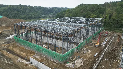 浙江年产190万吨建筑石料项目皮带机输送系统进入安装关键阶段